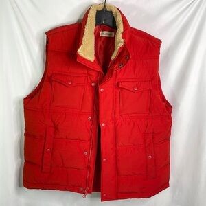 Ruff Hewn rust colored faux wheeling lined collar puffer vest